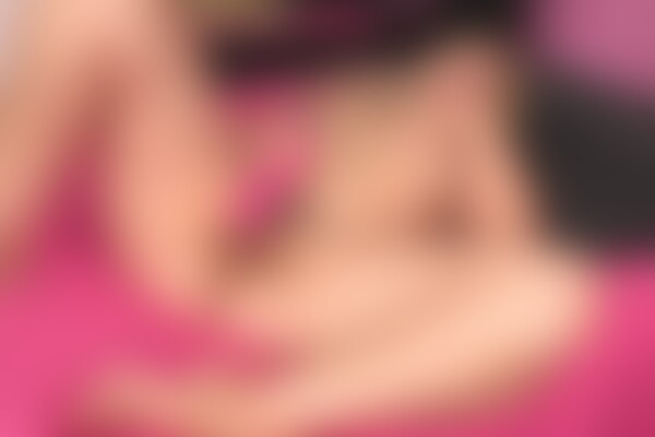 'Slave'-Szene aus Badass Grannies Don't Shave (Mature) Szene 1