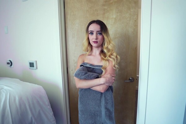 'High Heels'-Szene aus Maria Kazi - My Daddy's Point Of View 15