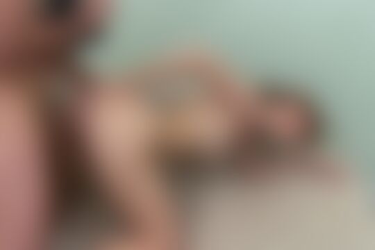 'Agent'-Szene aus Bella & Charlyse Bella - Fake Agent 39