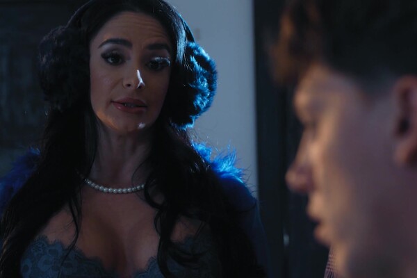 'Weihnachten'-Szene aus Sheena Ryder - Screwged