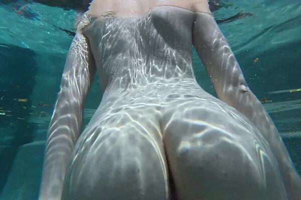 'Latina'-Szene aus Gracey Fox - Cute & Cum Filled 5