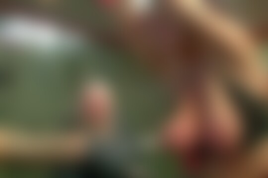 'Nippel'-Szene aus Nippel- und Fotzenfolter für belastbare reife Sklavin