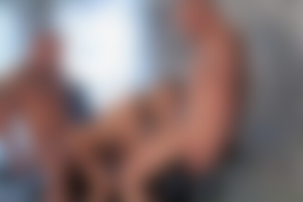 'Zuhause'-Szene aus Lena Nitro - Versaute Studentinnen