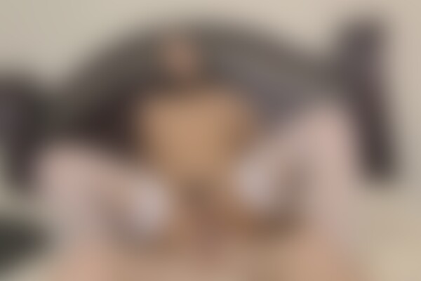 'Toilette'-Szene aus Violet Myers - Carnal Cravings 3