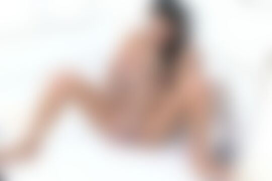 'Dusche'-Szene aus Dirty Pueppy duscht