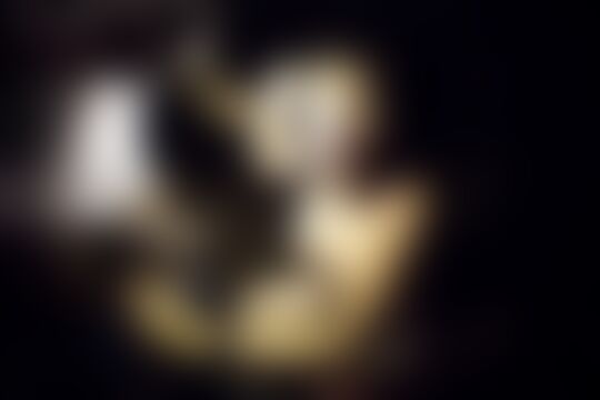 'Ehefrau'-Szene aus Die verdorbene Upper Class Schlampe Anna Polina gönnt sich einen fetten schwarzen Schwanz im Wald