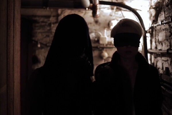 'Ringkampf'-Szene aus Cochon de Cauchemar & Miss Flora - Urban Smut - Schmutzige Großstadtgeschichten