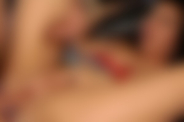 'Alm'-Szene aus Salma De Nora - Zickig? 3