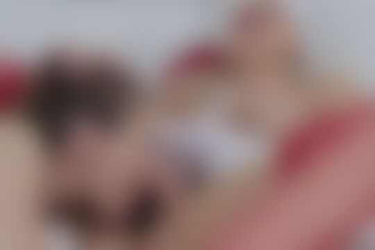 'Twins'-Szene aus Eufrat & Tracy Lindsay - All Toys No Boys