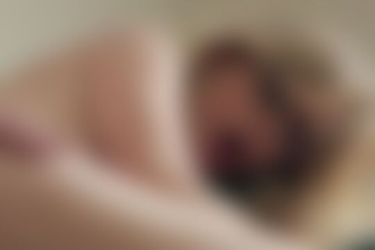 'Bukkake'-Szene aus Die unterwürfige blonde Penny Pax genießt die Schläge und Stöße ihres Chefs