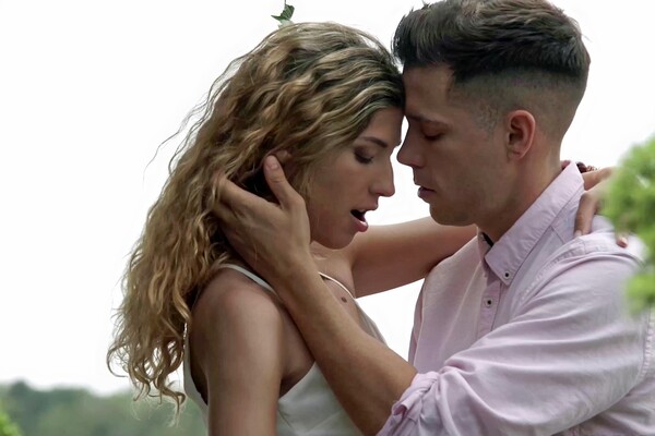 'Femdom Pegging'-Szene aus Shona River - Love And Freedom