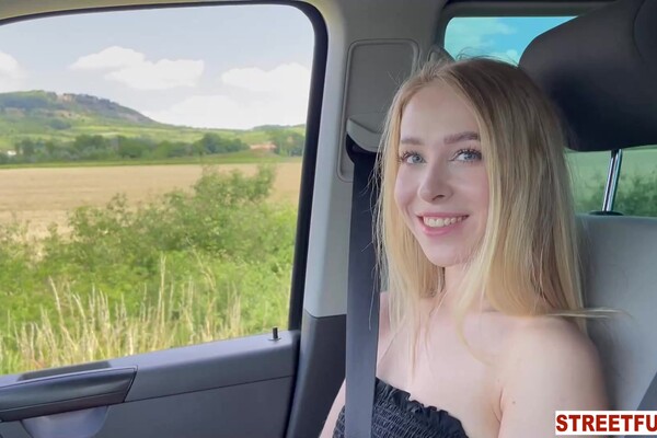 'Polizei'-Szene aus Nata Ocean - Streetfuck