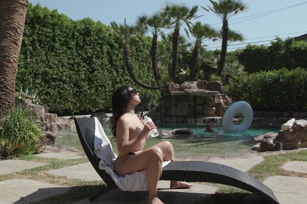 'Happy End'-Szene aus Valentina Nappi - Naughty Neighbors