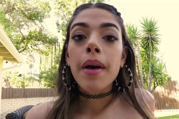 'Schamlippen'-Szene aus Harmony Wonder - Anal Student Body 2