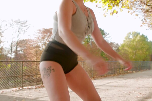 'Premium'-Szene aus Mya Lorenn - Cheating MILFs 4