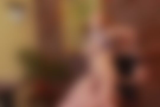 'Emo'-Szene aus Rothaarige MILF mit Hängemöpsen vernascht Kellner