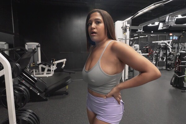 'Premium'-Szene aus Funsized Megan - Big Fucking Titties 20