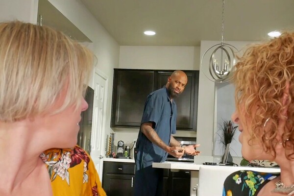 'BBC'-Szene aus Dee Williams, Joslyn James & Sara Jay - Our First BBC Party