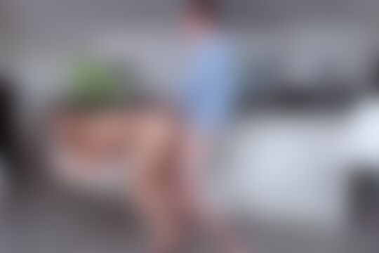 'Glory Hole'-Szene aus Aurora Belle - Forbidden Family Affairs 9