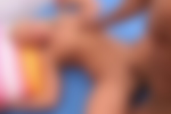 'Webcam'-Szene aus Welcum Teenies (White Teens Black Cocks) Szene 1