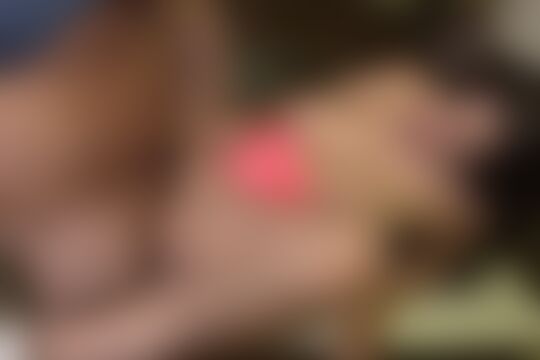 'Hausmeister'-Szene aus Teenie-Schlampe vom Hausmeister gefickt