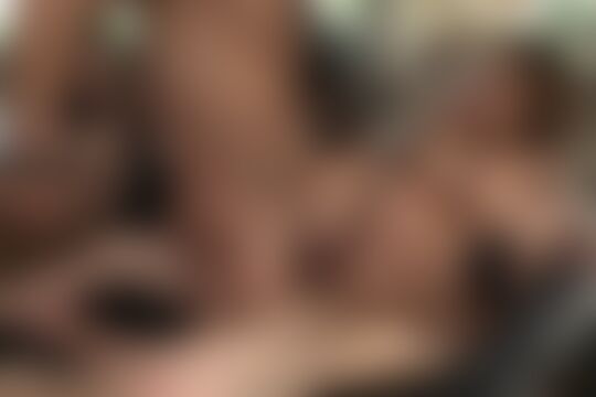 'Rocco Siffredi'-Szene aus Roccos Porno Akademie: Diese Babes müssen gebumst werden!