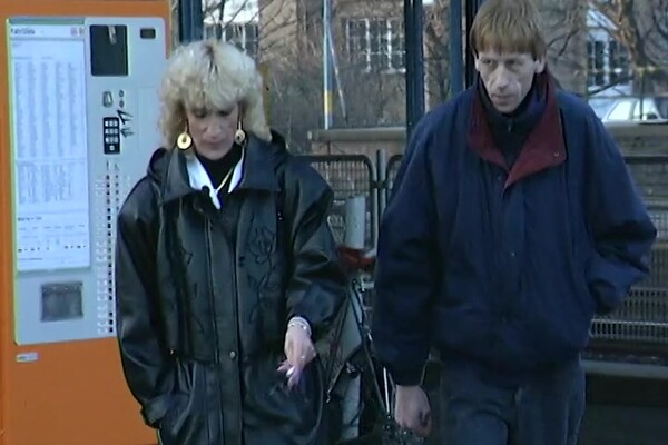 'Zuhause'-Szene aus Happy Voyeur (Magma Film) Szene 2