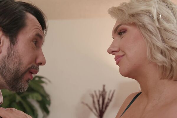 'Hotwife'-Szene aus Bambi Barton - My Young Hotwife 5