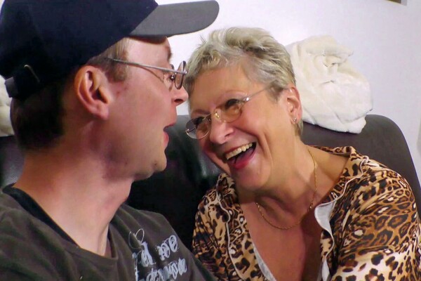 'Mollig'-Szene aus Angelika J. - Fick meine Oma 3