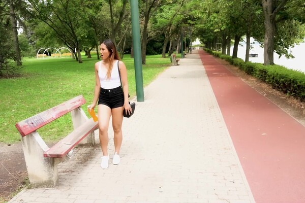 'Thai'-Szene aus May Thai - Facial Fantasies