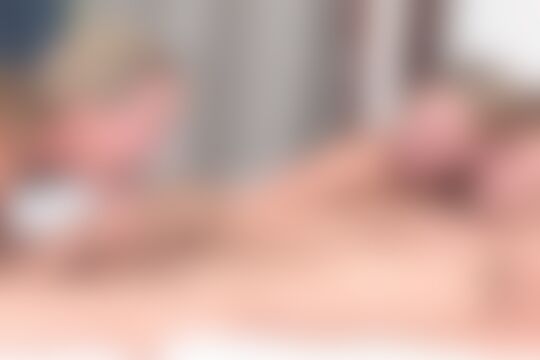 'Teen (18)'-Szene aus Brandi Love & Mia Malkova - Moms Bang Teens 6