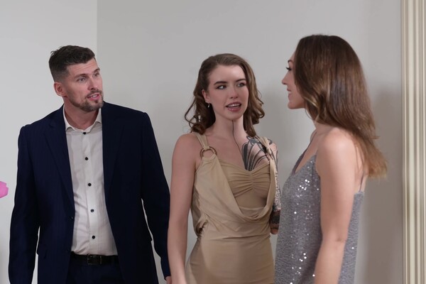 'Orgy'-Szene aus Eden Ivy & Lily LaBeau - Group Sex Is The Best 16