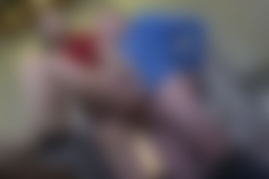 'Brille'-Szene aus Inkasso Dame quetscht den letzten Tropfen raus ...