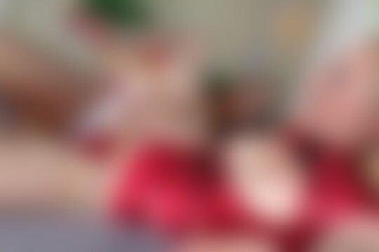 'Mistress'-Szene aus Jessica Fox, die geile Transe fickt Mona Wales, das blonde Miststück, anständig durch