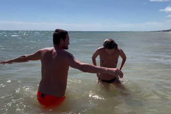 'Mexikanisch'-Szene aus Cherry Kiss, Rebecca Volpetti & Tiffany Leiddi - Sexfreunde Mexiko