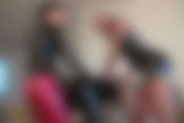 'Latex'-Szene aus Mistress Susi - Dominatrix (Julia Reaves) Szene 4