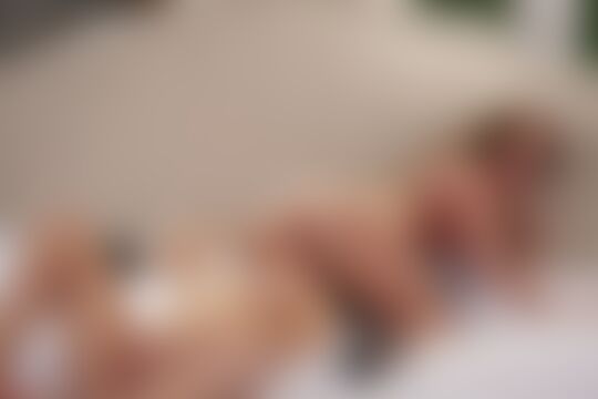 'Militär'-Szene aus Alexis Monroe & Richelle Ryan - Military Wives