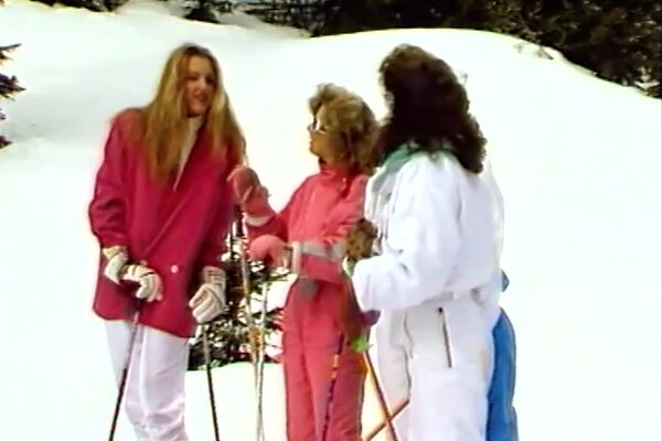 'Christmas'-Szene aus Christine Berg & Tania Ratler - Ski Haserl Bums - Sex Alpin