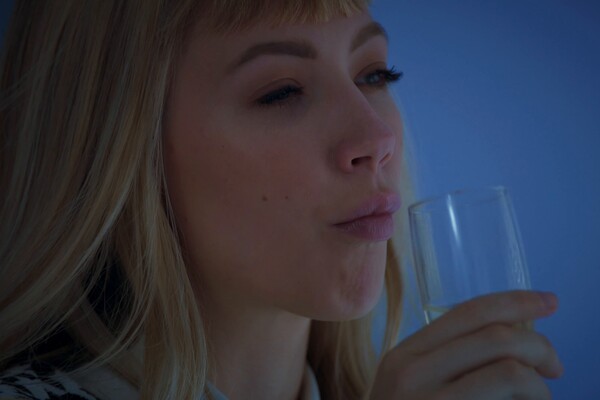 'Urlaub'-Szene aus Ivy Wolfe - My First Interracial 14