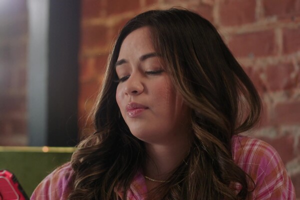 'Unterwerfung'-Szene aus Scarlett Alexis - Slick