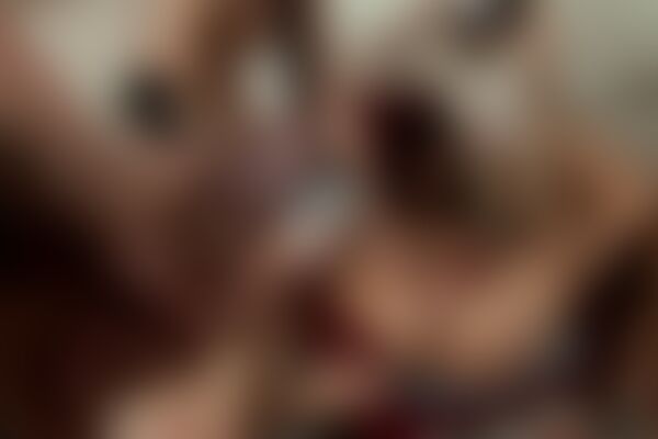 'Halloween'-Szene aus Jessica Sanchez, Simone De Marco & Simone Peach - Happy Haloween Fuck Face!