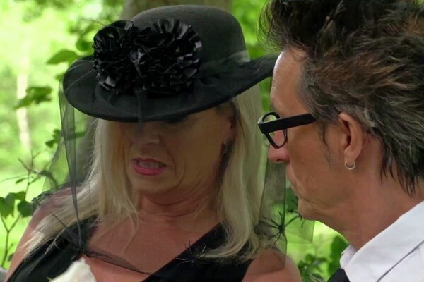 'Wald'-Szene aus Marina Montana - Die Witwe meines besten Freundes 2