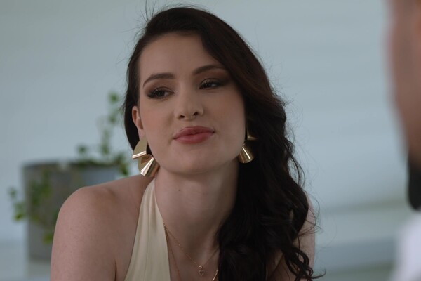 'Office'-Szene aus Marfa Pushkin - Open Space