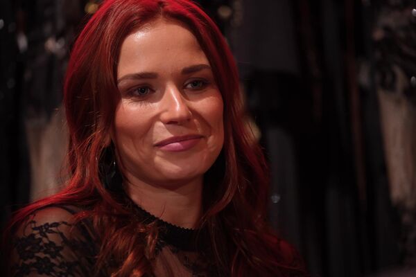 'Unterwerfung'-Szene aus Clemence Audiard & Mariska - Fetish