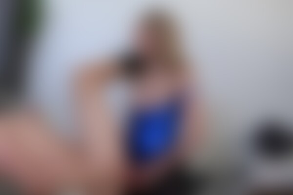 'Boss'-Szene aus Charlotte Sins - Bossin' The Boss