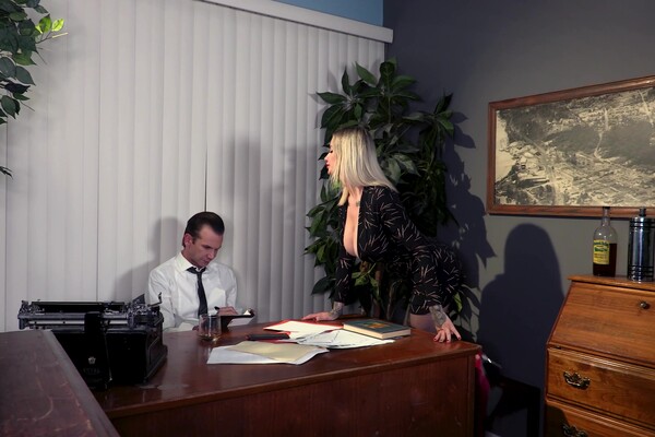 'Boss'-Szene aus Maitresse Madeline - Bossin' The Boss