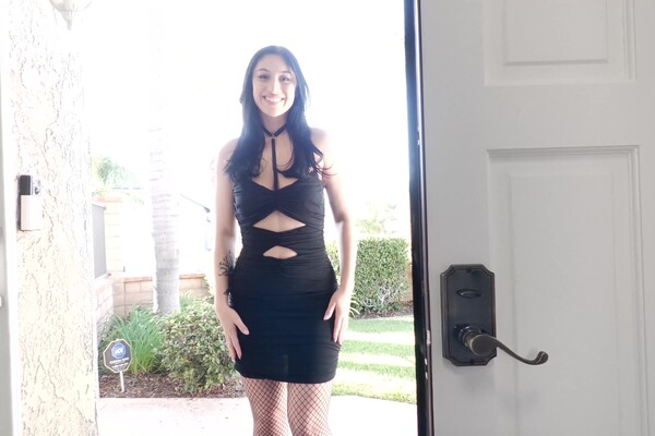 'Bett'-Szene aus Alexa Chains - I Fucked My Best Friend's Dad 9