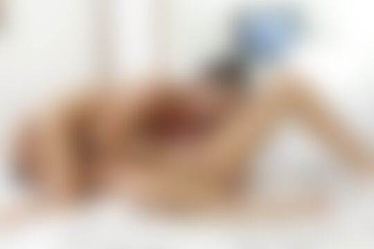 'Foursome'-Szene aus India Summer & Nikki Daniels - Mom’s Magic Massage