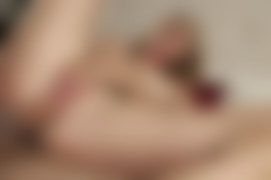 'Mistress'-Szene aus Andi Rye, Ashley Adams & Mona Wales - He Made My Wife Squirt 2