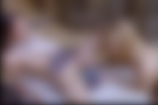 'Cowgirl'-Szene aus Lesbische Cowgirl Orgie